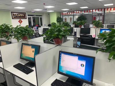 租電腦 零押金、專業服務，解決您的設備需求